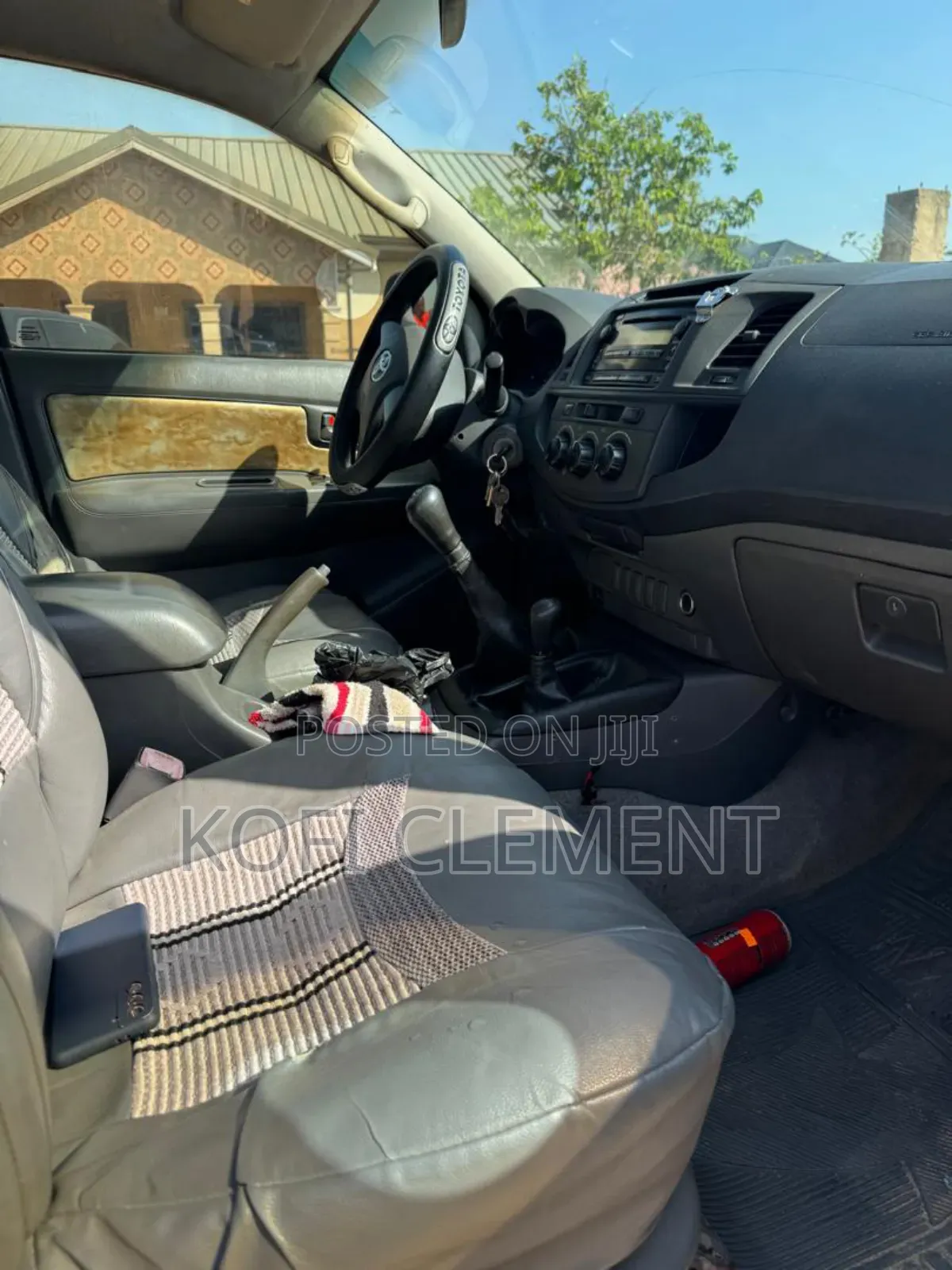 Toyota Hilux 2014 Gray