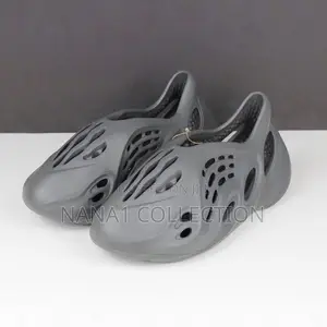 Adidas Yeezy Foam Rnr Runner Carbon “All Colors”