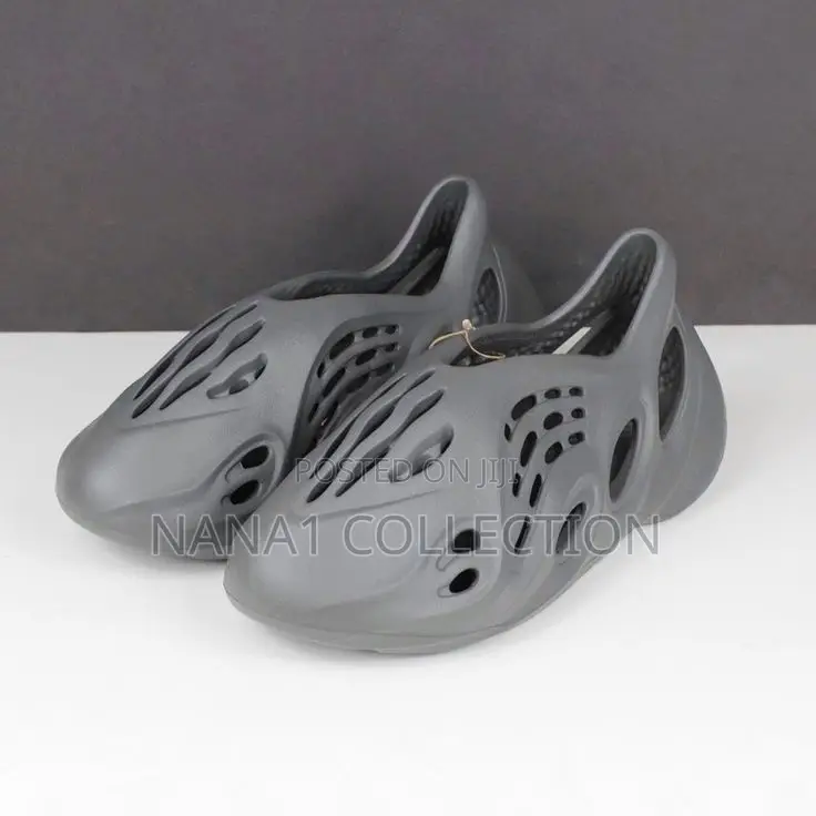 Adidas Yeezy Foam Rnr Runner Carbon “All Colors”