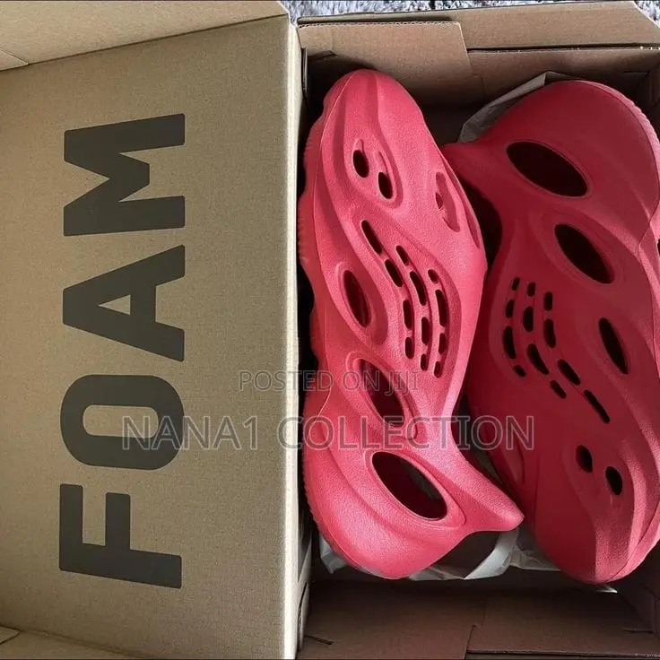 Adidas Yeezy Foam Rnr Runner Carbon “All Colors”