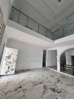 4bdrm Duplex in Lakeside Estates, Ashaley Botwe for rent