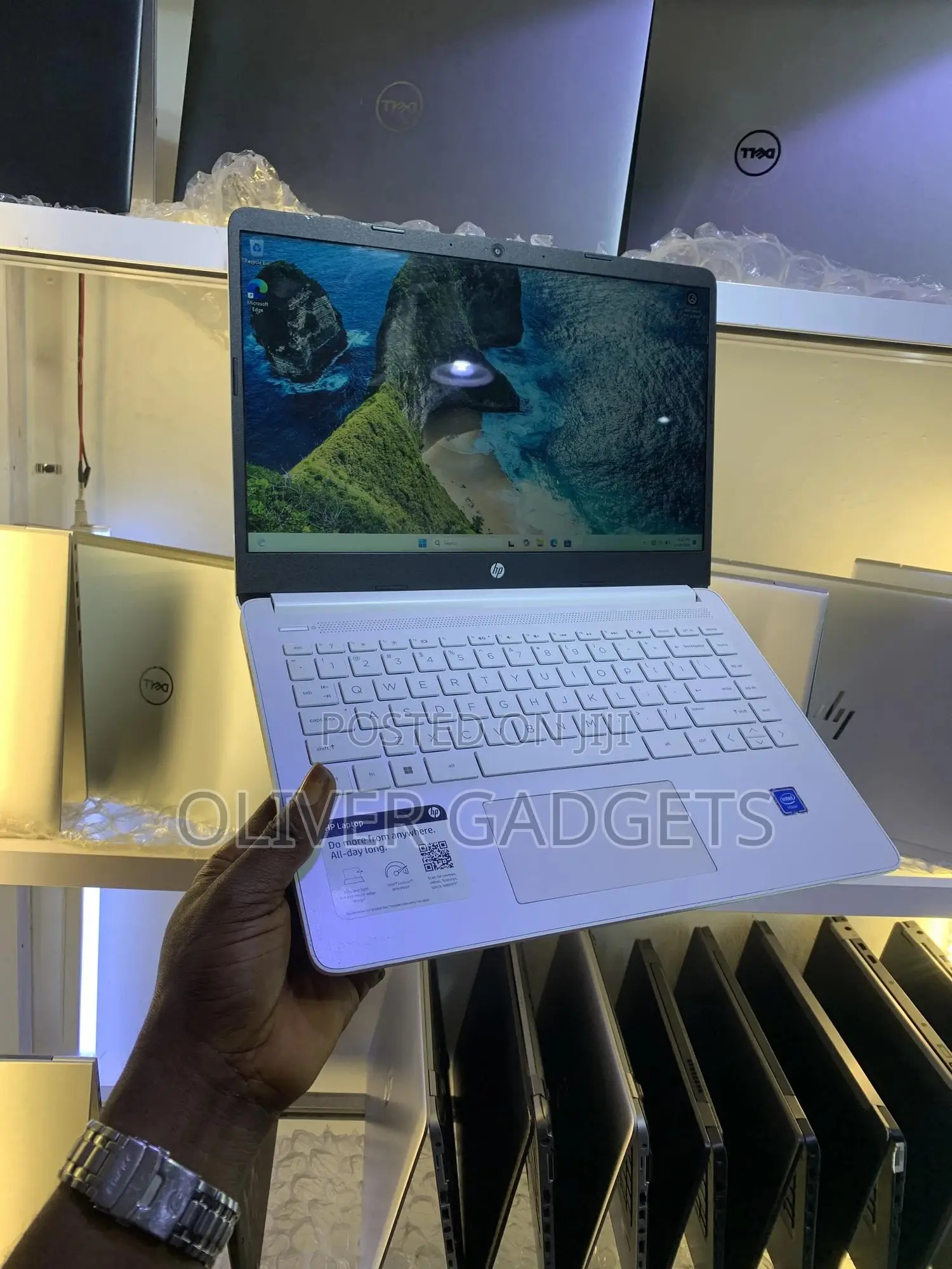 Laptop HP Stream Notebook 4GB Intel SSD 60GB