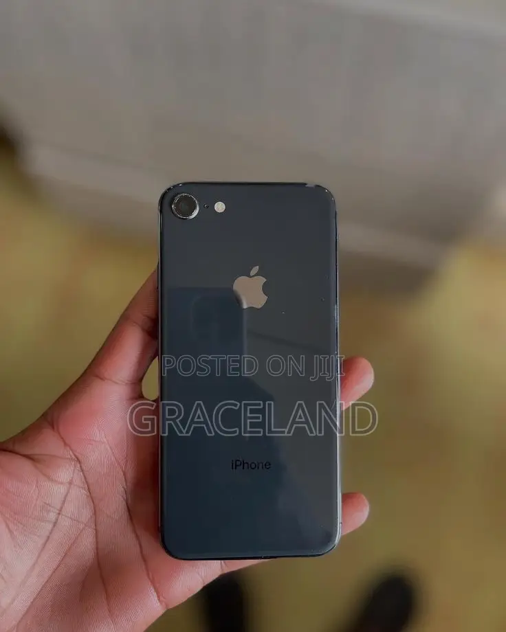 New Apple iPhone 8 64 GB Black