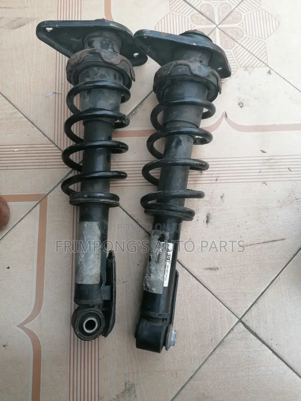 Mini Cooper Countryman 2012 to 2016 Back Shocks Absorbers