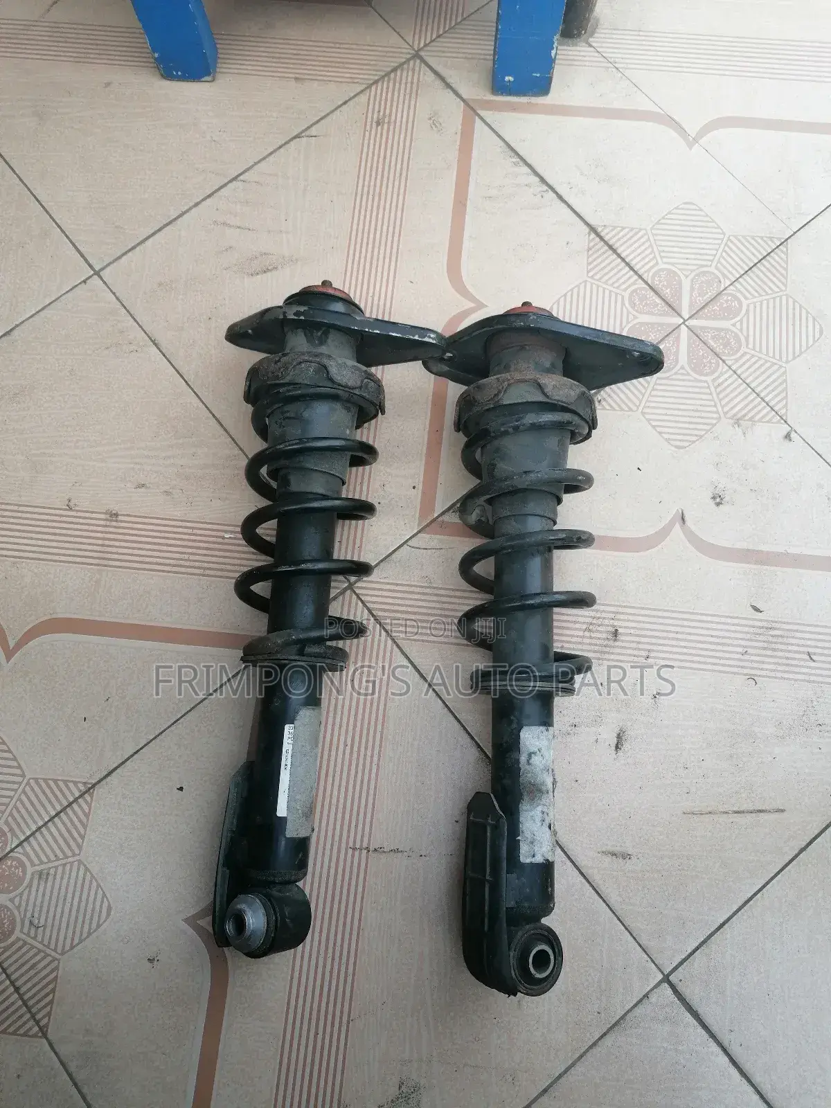 Mini Cooper Countryman 2012 to 2016 Back Shocks Absorbers