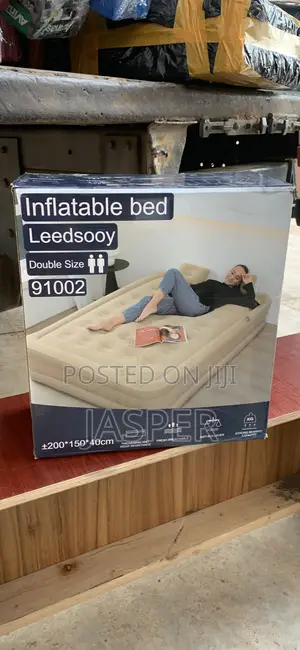 Water Resistance Inflatable Double Size Bed