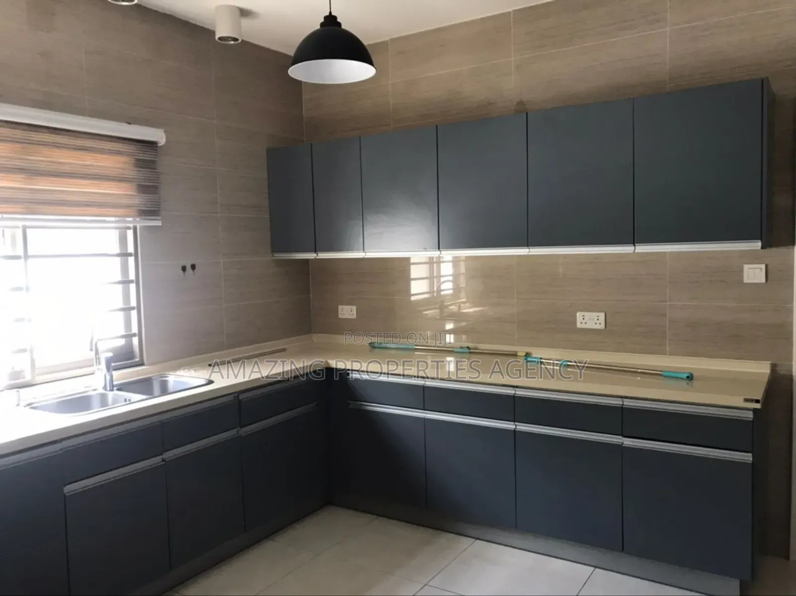 4bdrm House in Tse-Addo, Tseaddo for rent