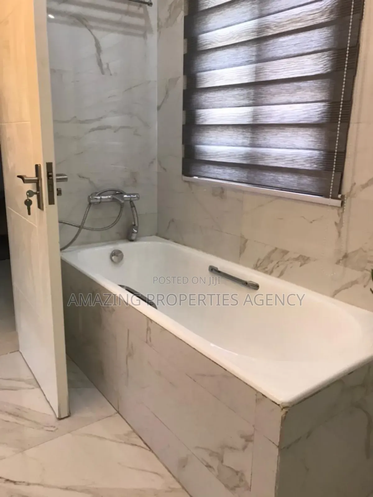 4bdrm House in Tse-Addo, Tseaddo for rent