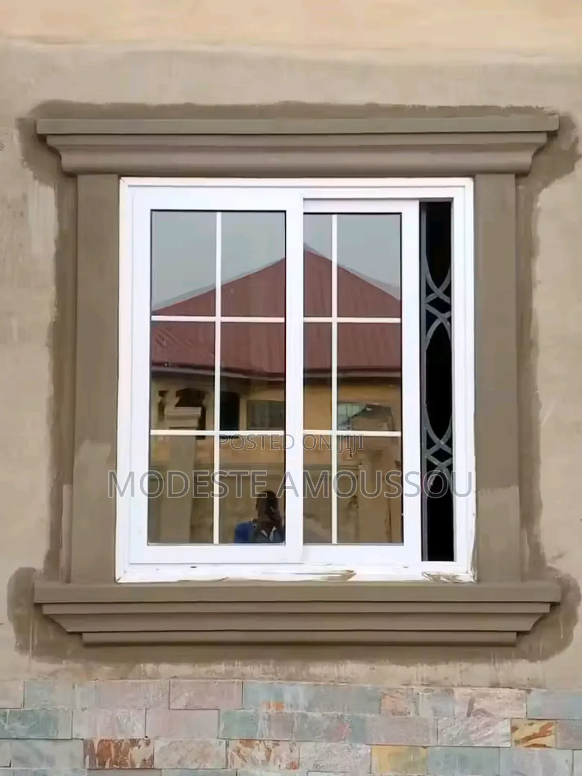 Pilar And Windows Design