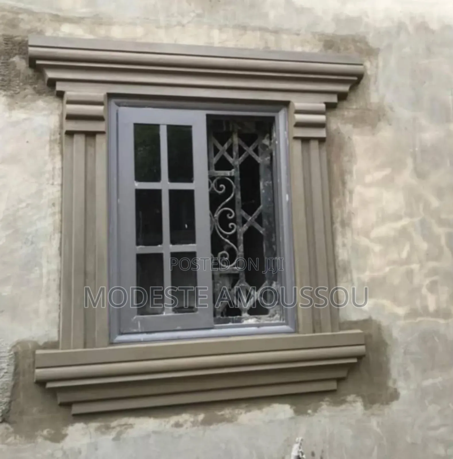 Pilar And Windows Design