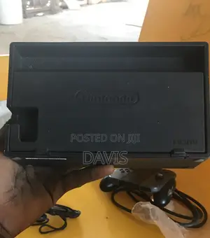 Nintendo Switch Console 1