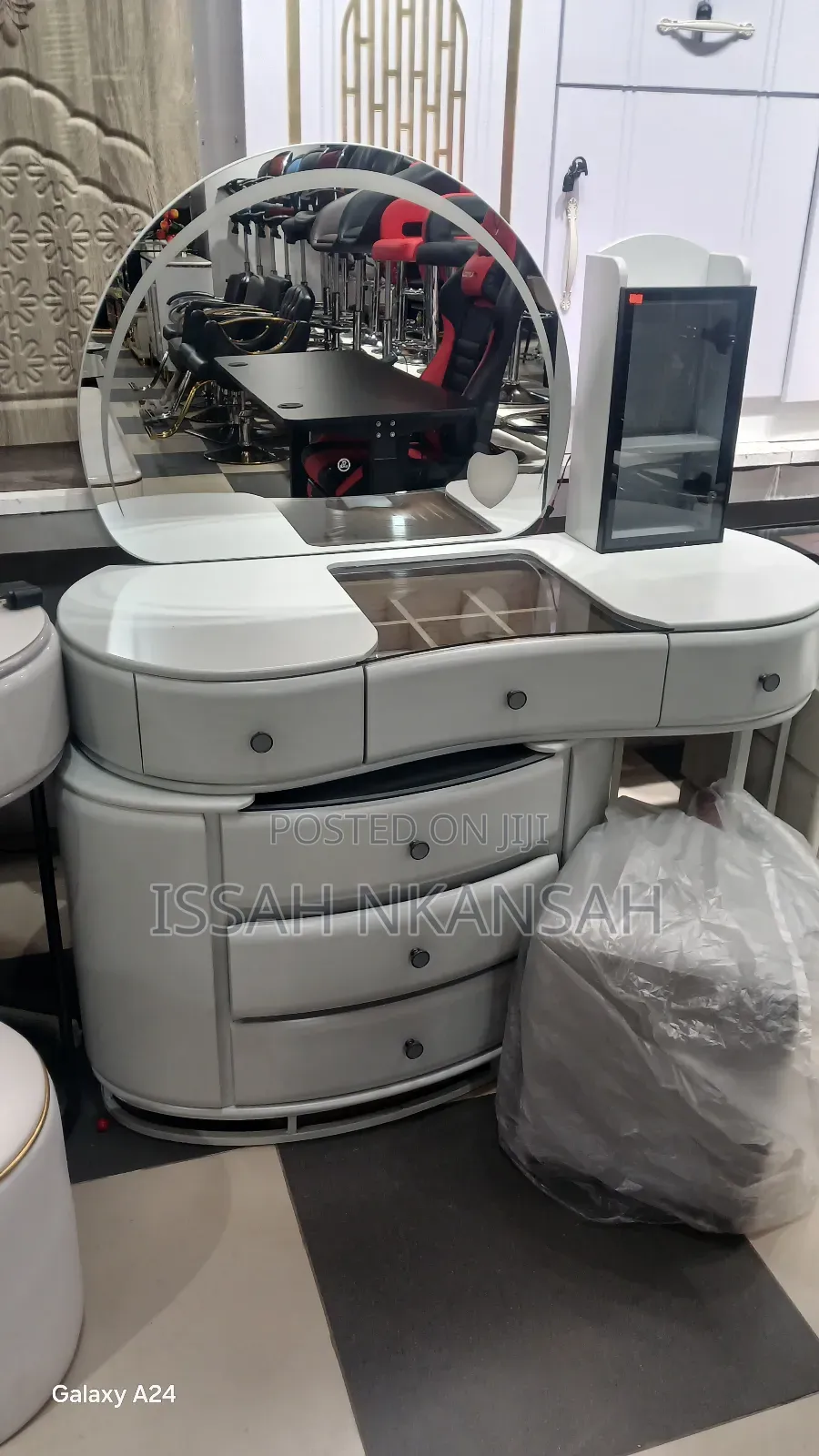 Luxury Dressing Mirror Lexu