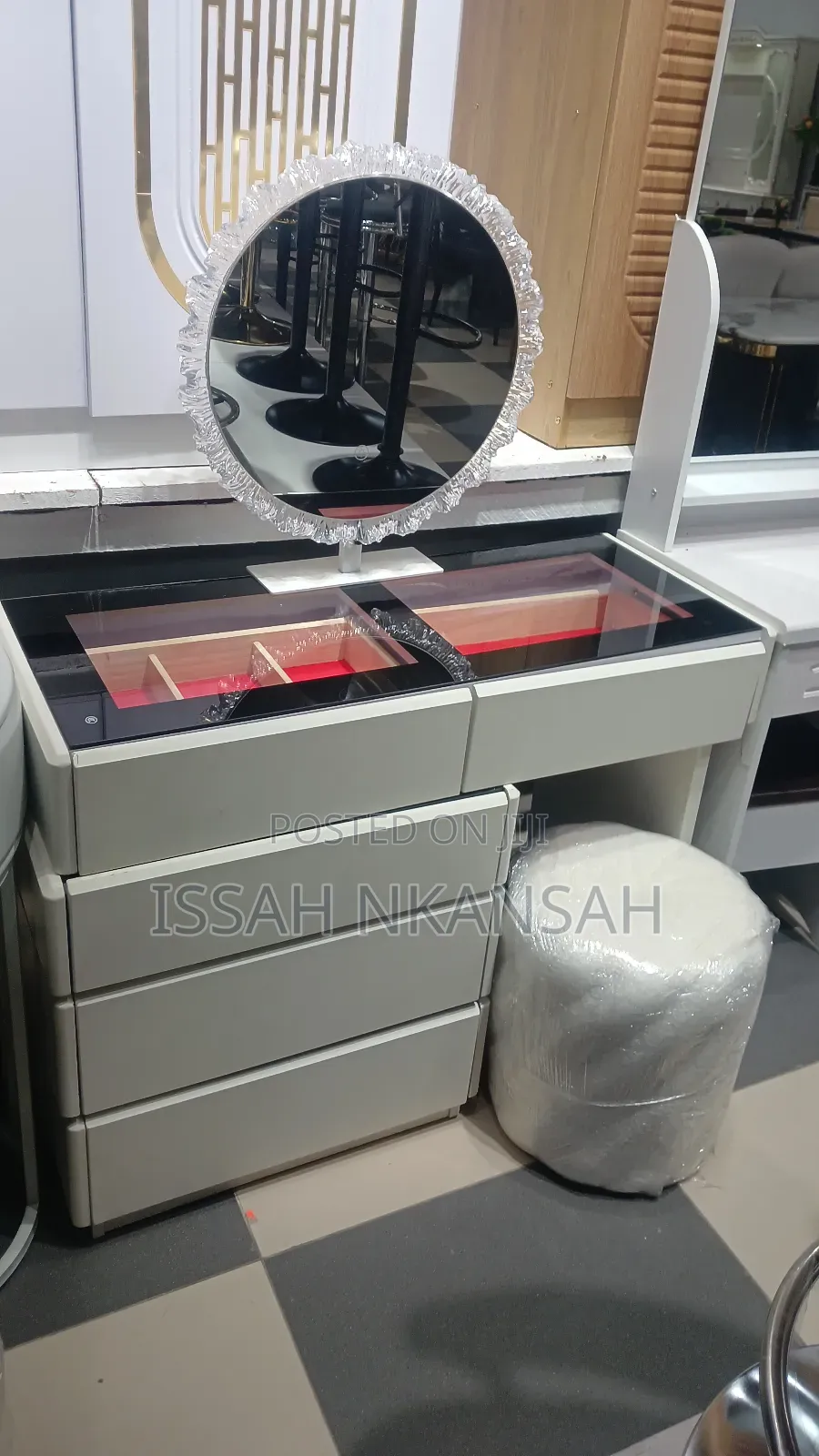 Luxury Dressing Mirror Lexu