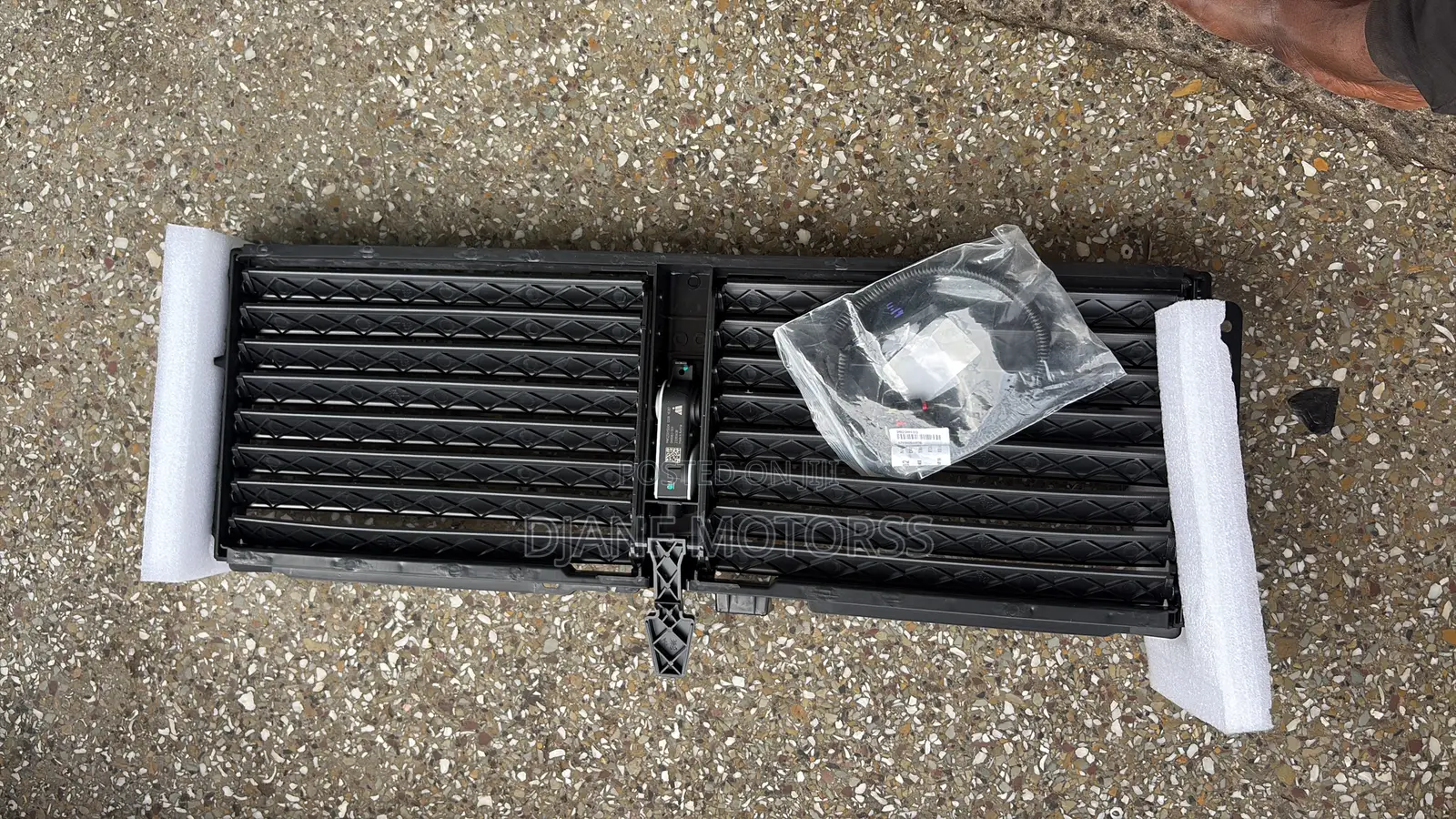 Equinox/Gmc Terrain 2018-2020 Shutter Grille