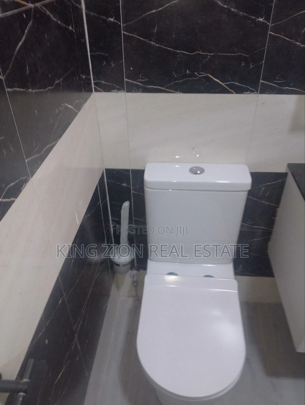 3bdrm Apartment in Kingzion Real, East Legon for rent
