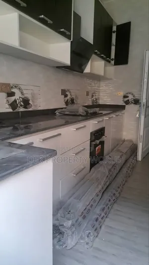3bdrm House in Pokuase for sale