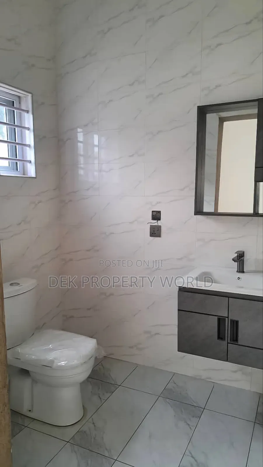 3bdrm House in Pokuase for sale