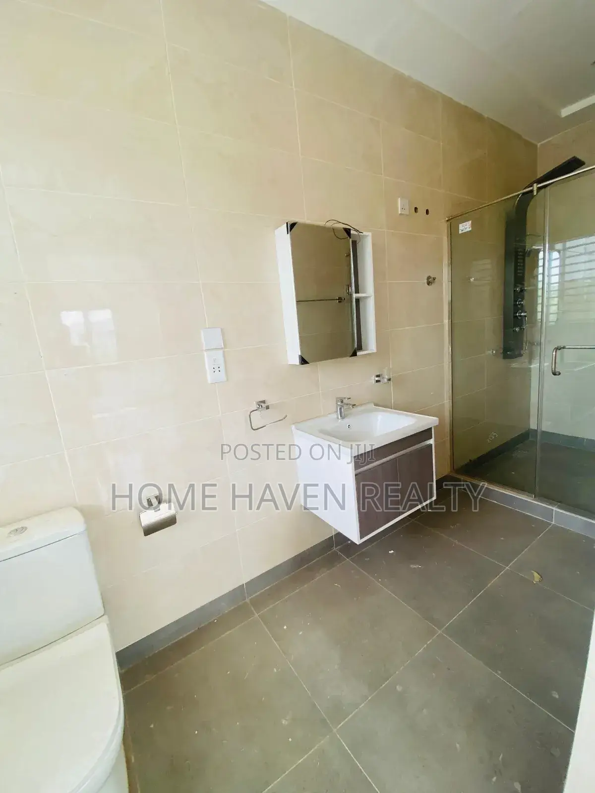 4bdrm House in Oyarifa for sale