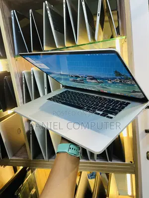 Laptop Apple MacBook Pro 2019 16GB Intel Core i7 SSD 512GB