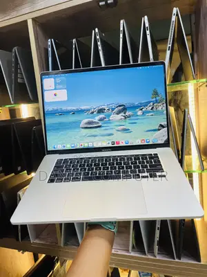Laptop Apple MacBook Pro 2019 16GB Intel Core i7 SSD 512GB