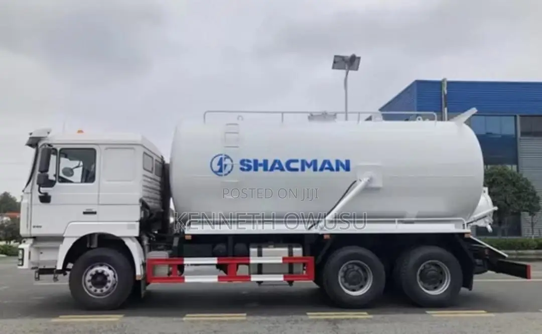 Customized Water Tanker, Garbage and Construction Trucks From China