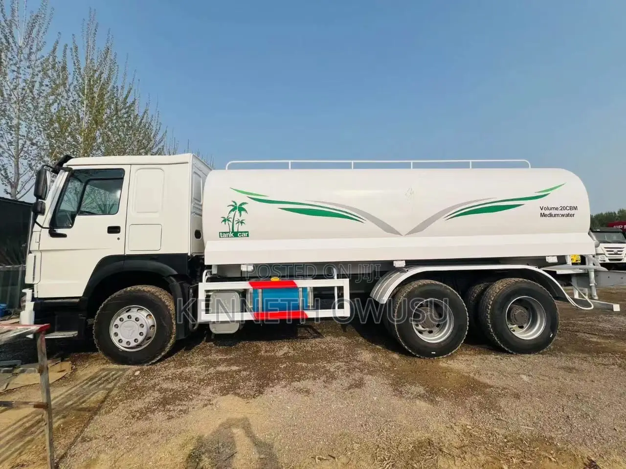 Customized Water Tanker, Garbage and Construction Trucks From China