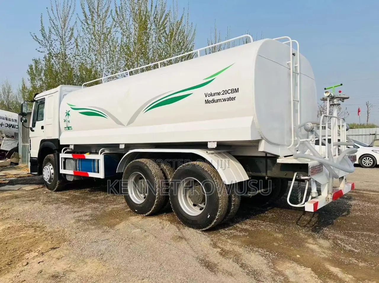 Customized Water Tanker, Garbage and Construction Trucks From China