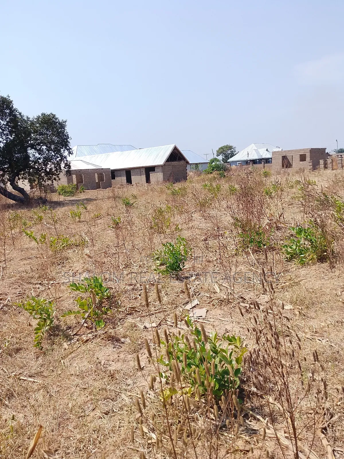 A Plot of Land at Chanshegu for Sale