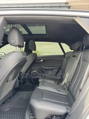 Audi Q8 2021 White