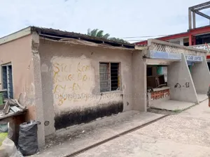 10bdrm Block of Flats in Before Gbawe, Accra Metropolitan for sale