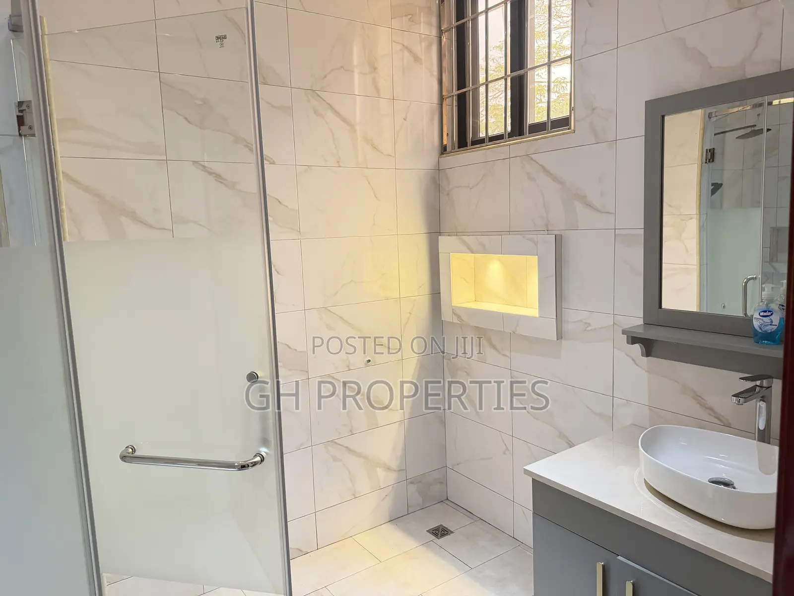 Furnished 4bdrm Apartment in Danyame, Kumasi Metropolitan for rent