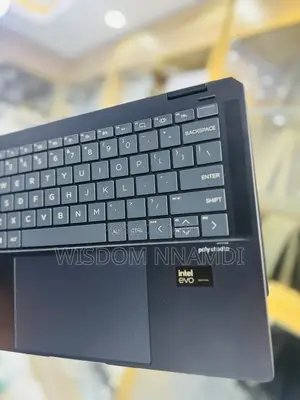 New Laptop HP Spectre 14 32GB Intel Core Ultra 7 SSD 2T