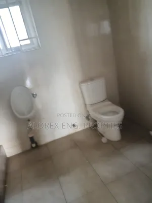 4bdrm House in Amrahia, Adenta for rent