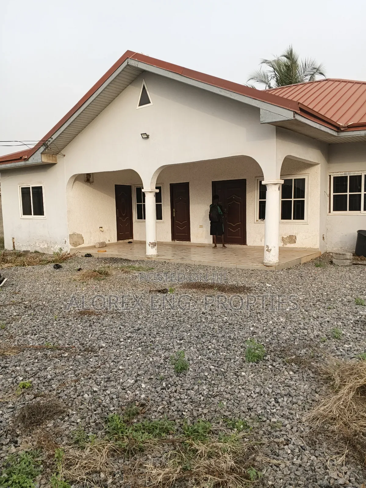 4bdrm House in Amrahia, Adenta for rent