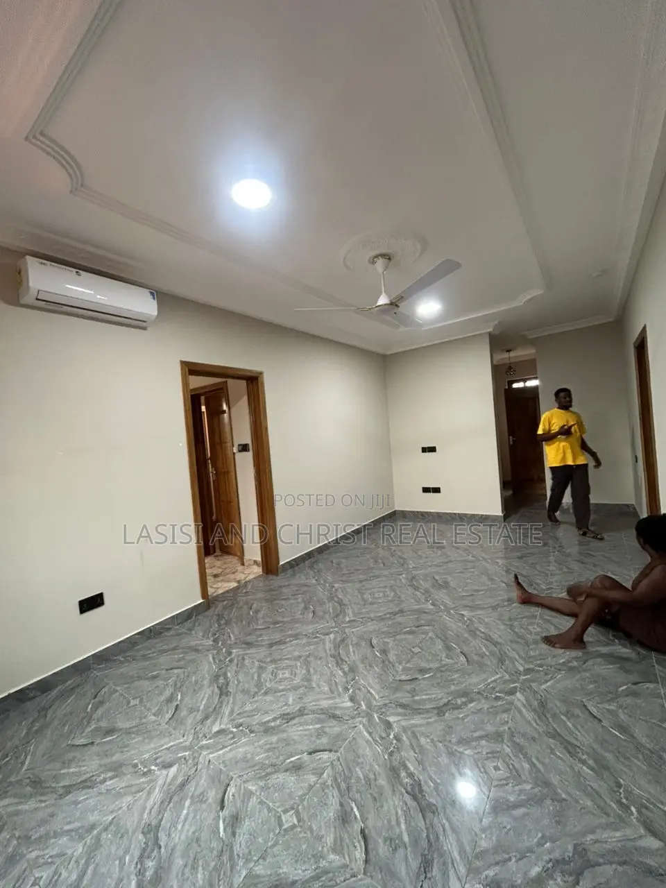 2bdrm Apartment in Lasisi And Christ, Ablekuma for rent