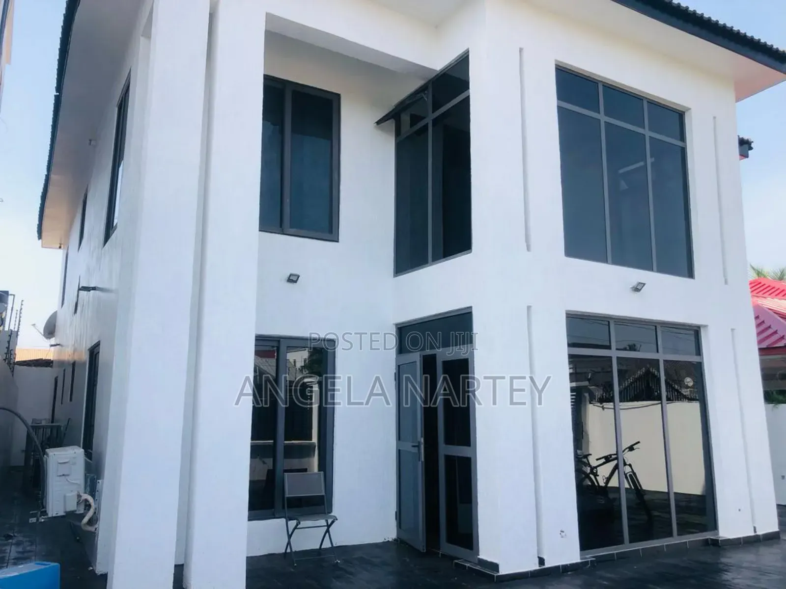 Furnished 4bdrm House in Sakumono Estates for sale