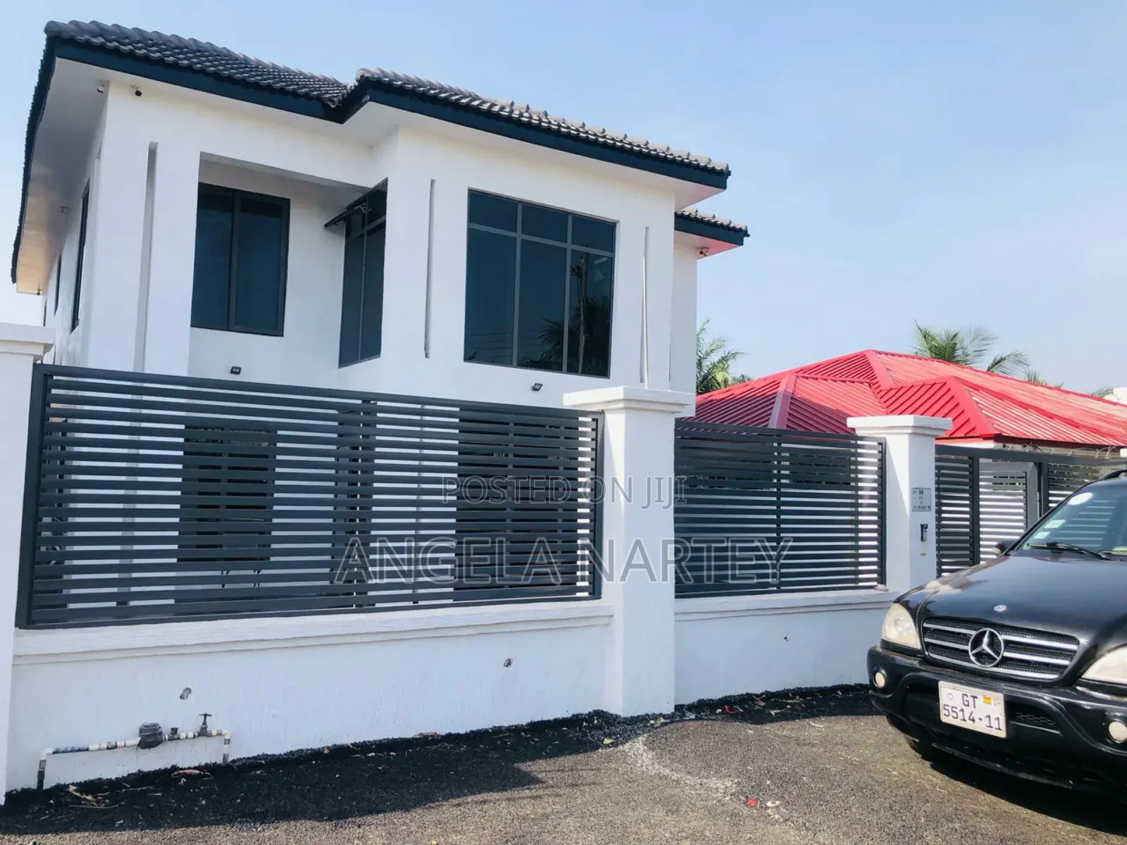 Furnished 4bdrm House in Sakumono Estates for sale