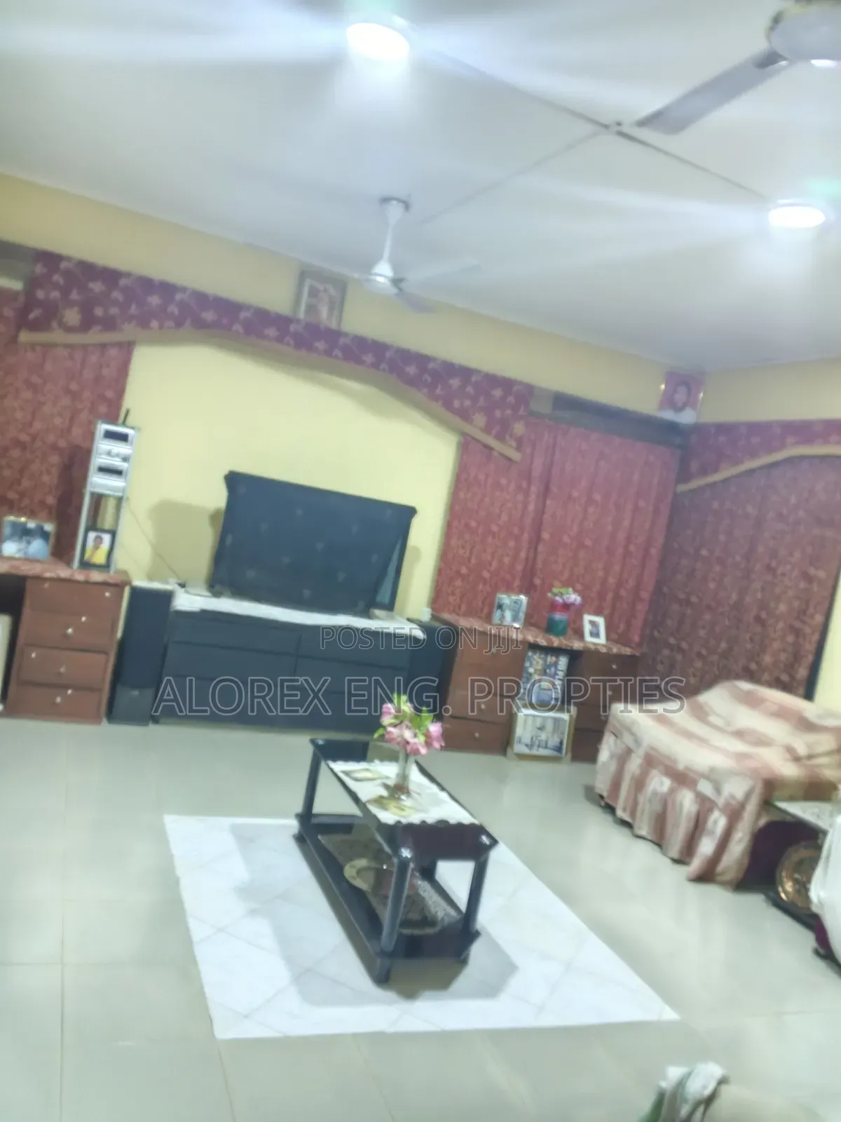 6bdrm House in Amrahia, Frafraha for rent