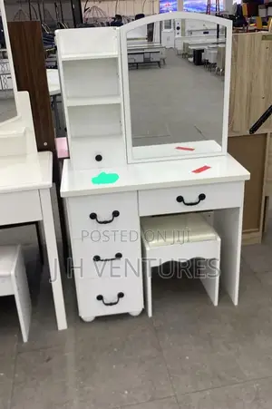 Slide Dressing Mirror