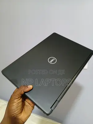 Laptop Dell Latitude 5490 16GB Intel Core i5 SSD 256GB