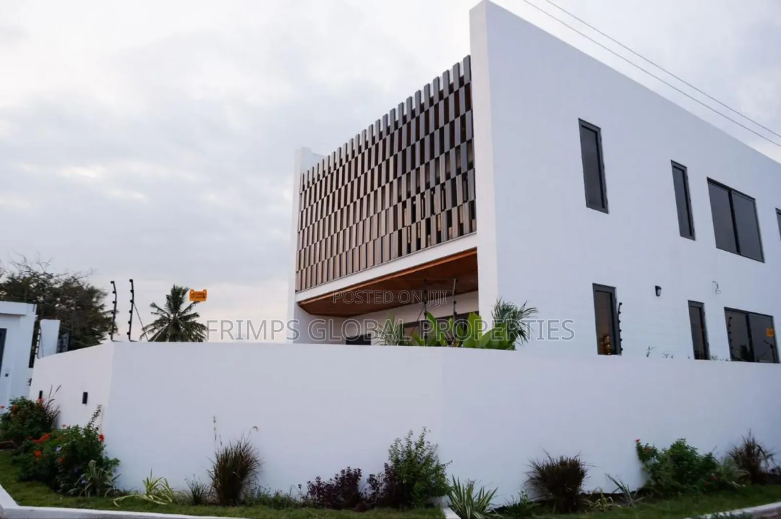 3bdrm House in Ashaley Botwe for sale