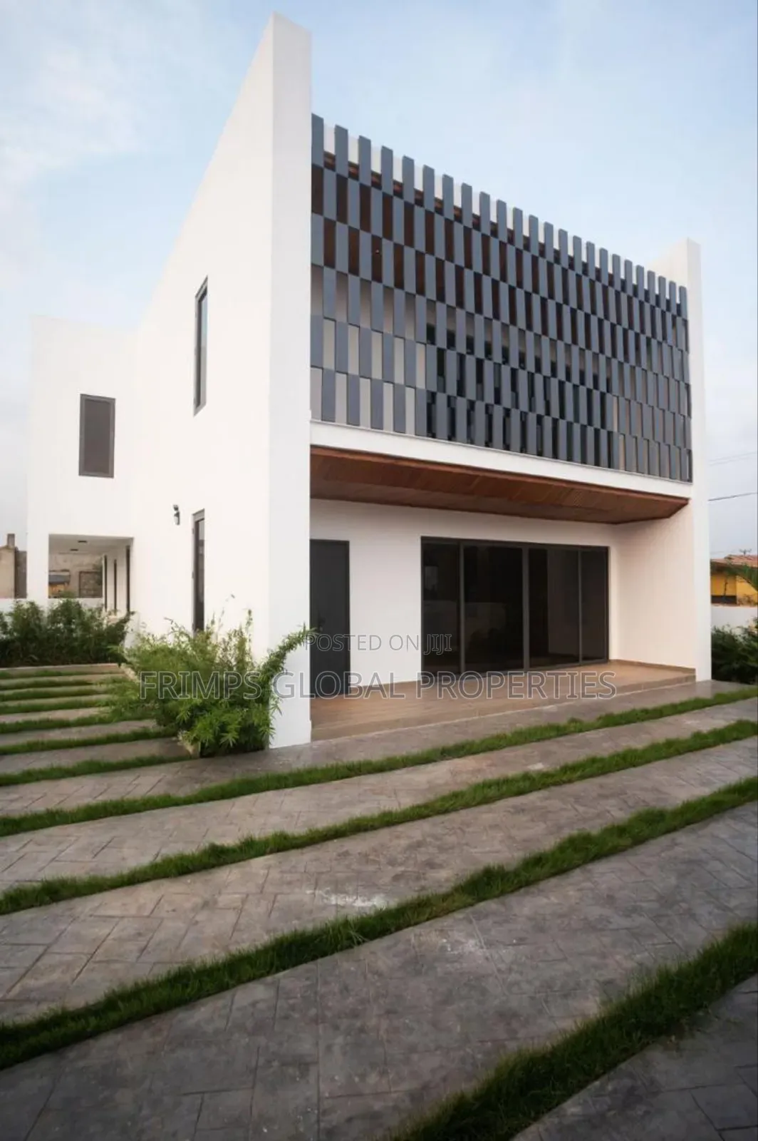 3bdrm House in Ashaley Botwe for sale