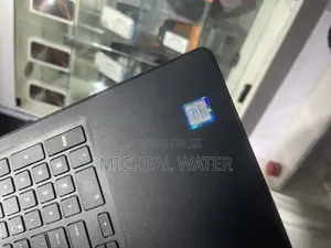 Laptop Dell Latitude 3590 16GB Intel Core i5 HDD+SSD 256GB