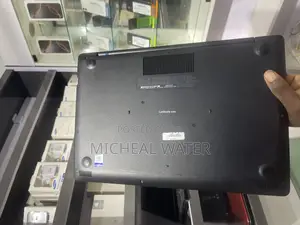 Laptop Dell Latitude 3590 16GB Intel Core i5 HDD+SSD 256GB