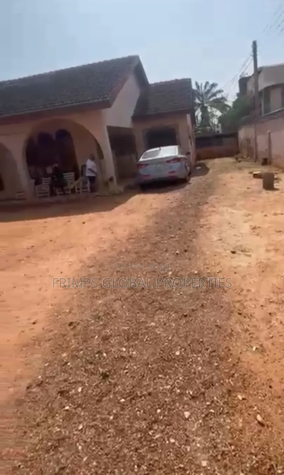 2 Plots With Old Building at Tesano. Bm
