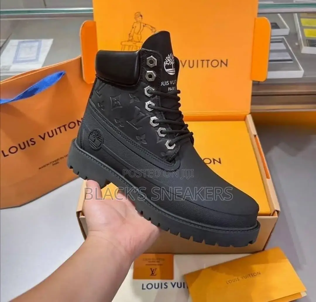 Black’S Sneakers