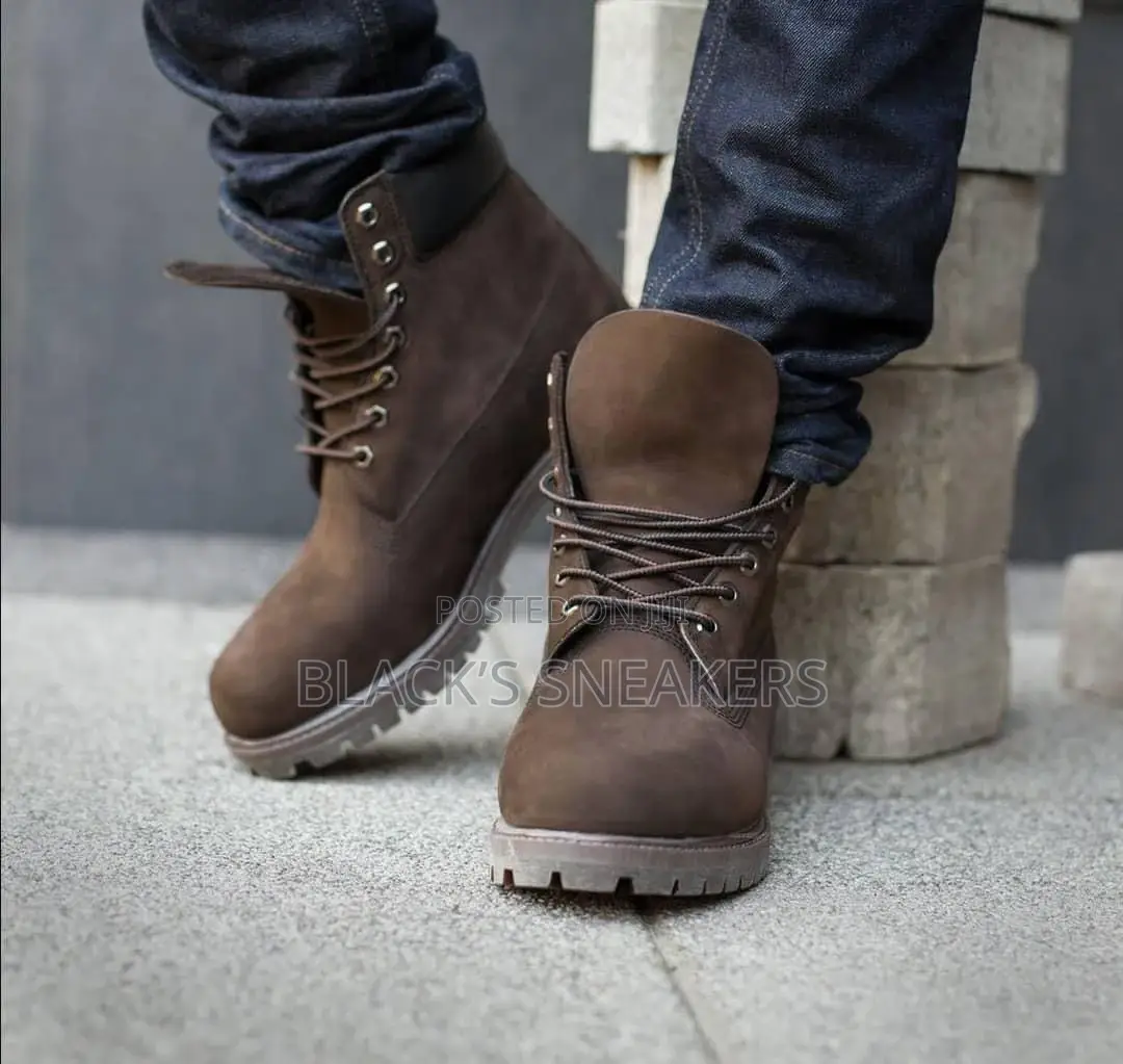 Black’S Sneakers