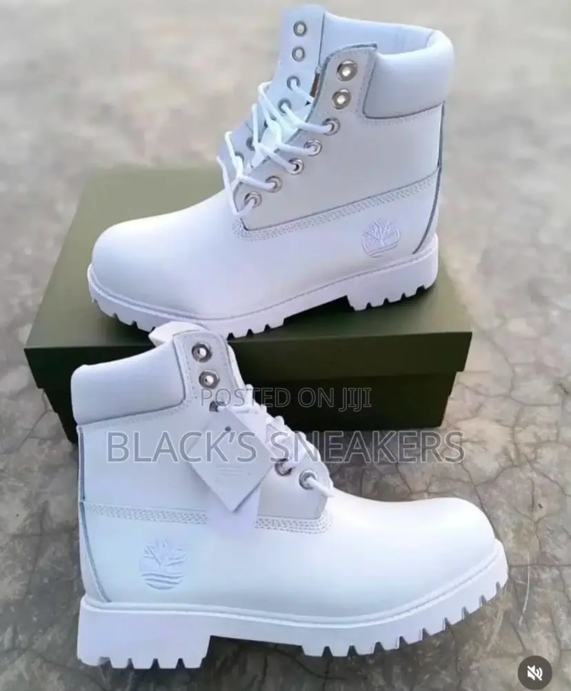 Black’S Sneakers