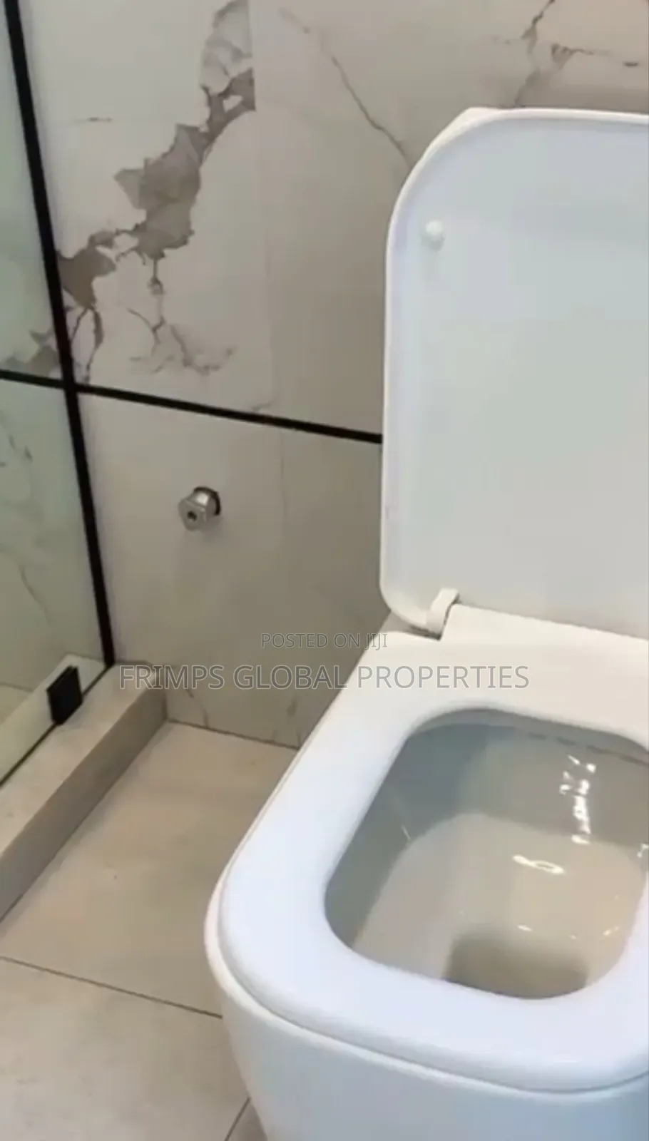 5bdrm House in East Legon for sale