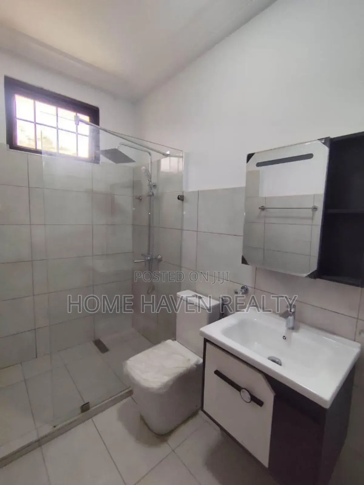 15bdrm House in Roman Ridge for rent